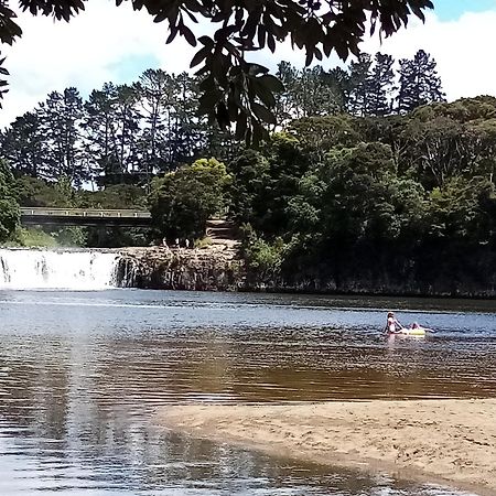 Waterfalls Estate - Motel & Campground Paihia Exteriör bild