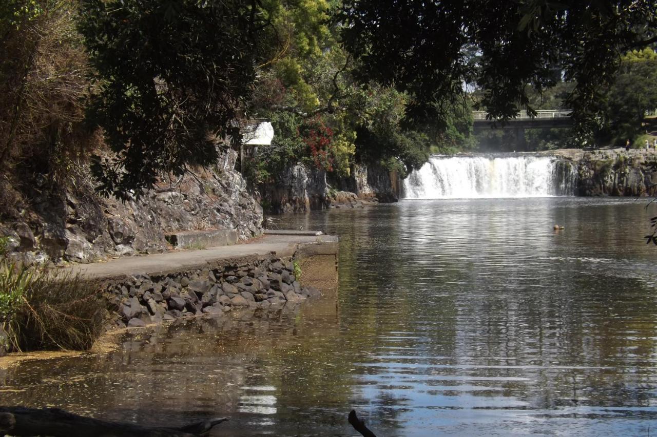 Waterfalls Estate - Motel & Campground Paihia Exteriör bild