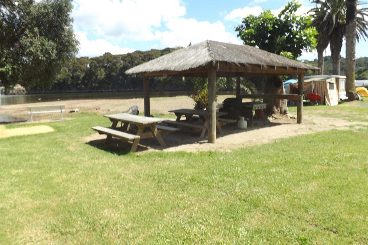 Waterfalls Estate - Motel & Campground Paihia Exteriör bild