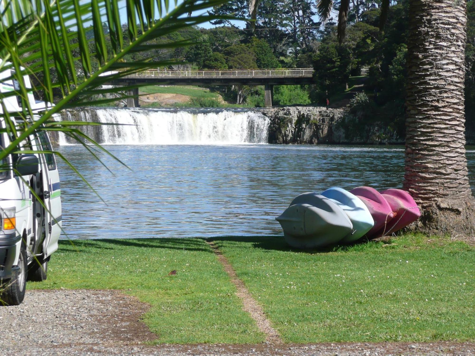Waterfalls Estate - Motel & Campground Paihia Exteriör bild