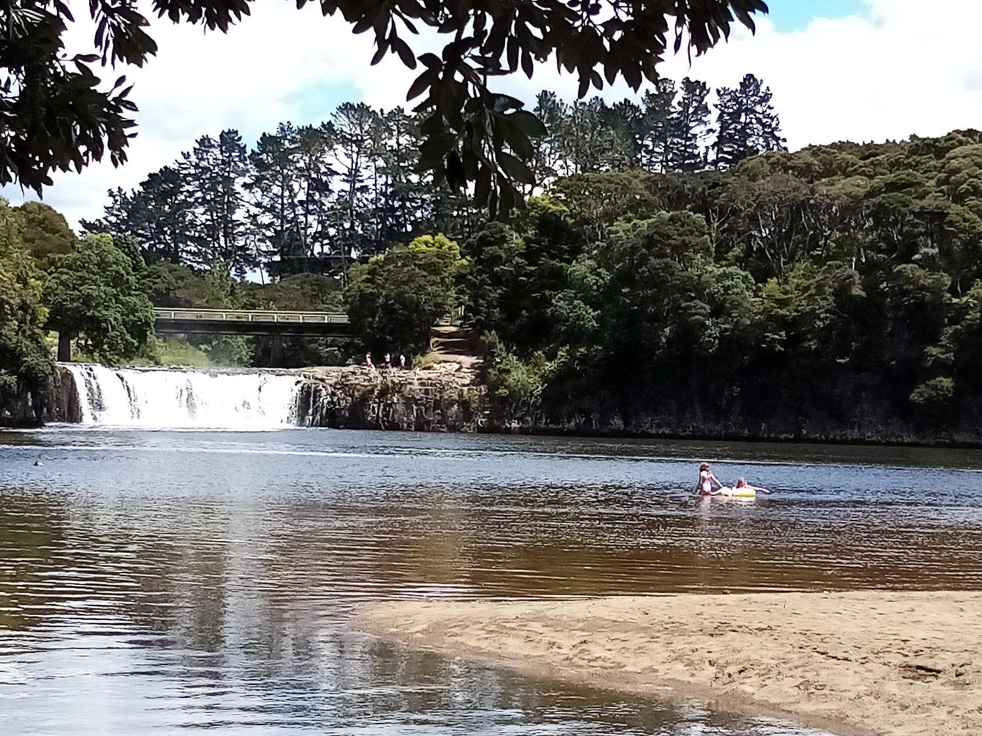 Waterfalls Estate - Motel & Campground Paihia Exteriör bild